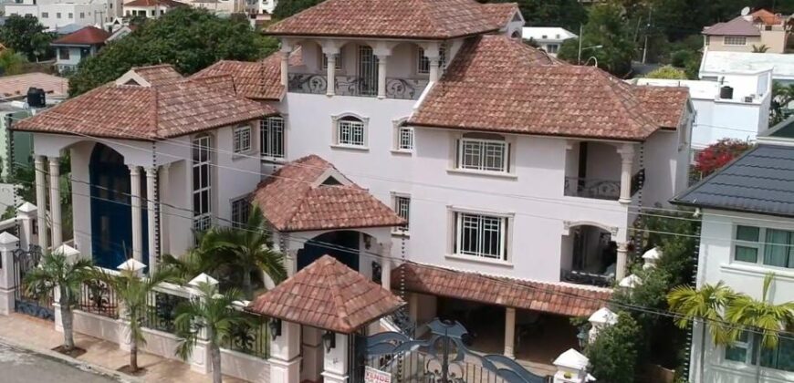 CASA EN CERRO ALTO