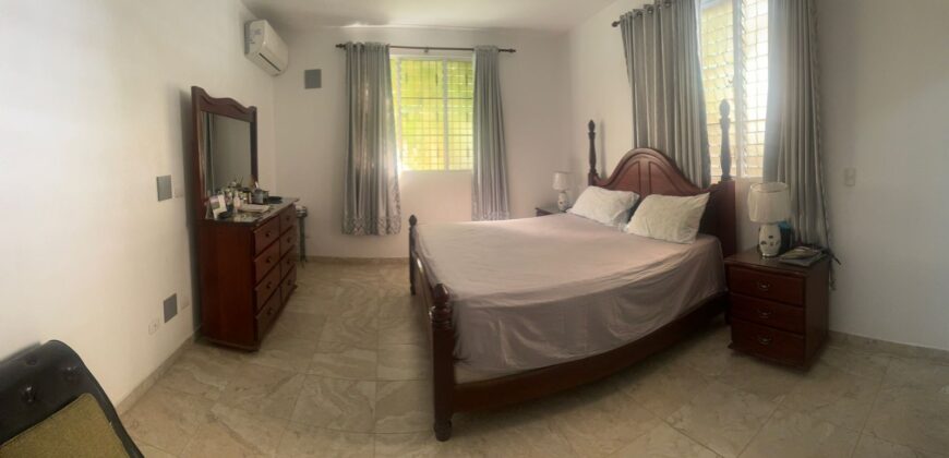 Casa en Residencial Don Antolin