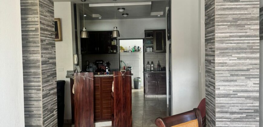 Casa en Residencial Don Antolin