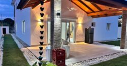 CASA EN GURABO RES. ANTOLIN DE DOS NIVELES